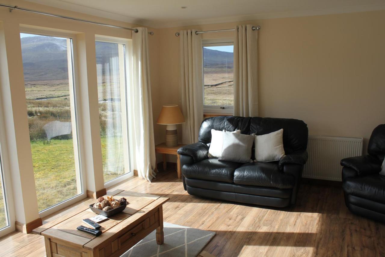 Trotternish Ridge View Apartment Staffin Exterior foto
